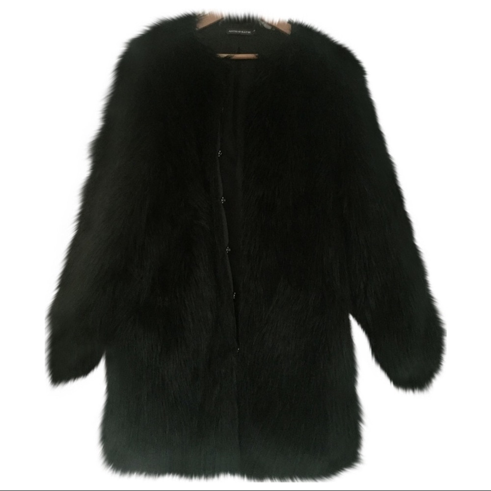 Antik Batik Faux Fur coat with leather belt ❤️